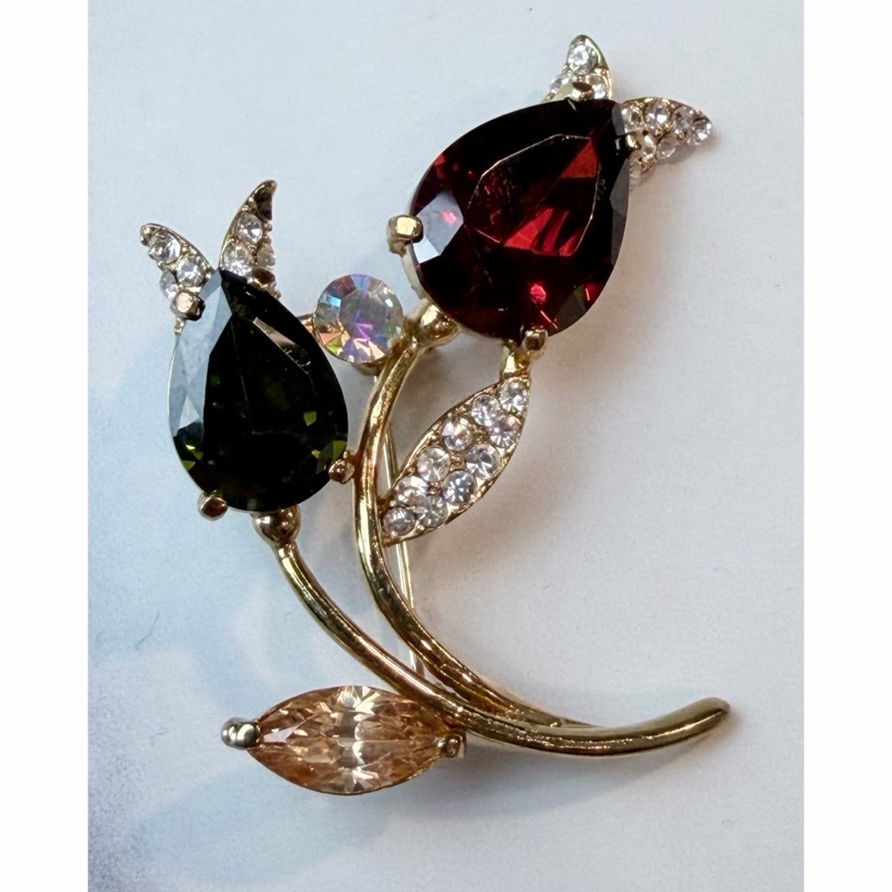 (VTG) Red/Green Rhinestone Gold-Tone Floral Brooch - Picture 13 of 13